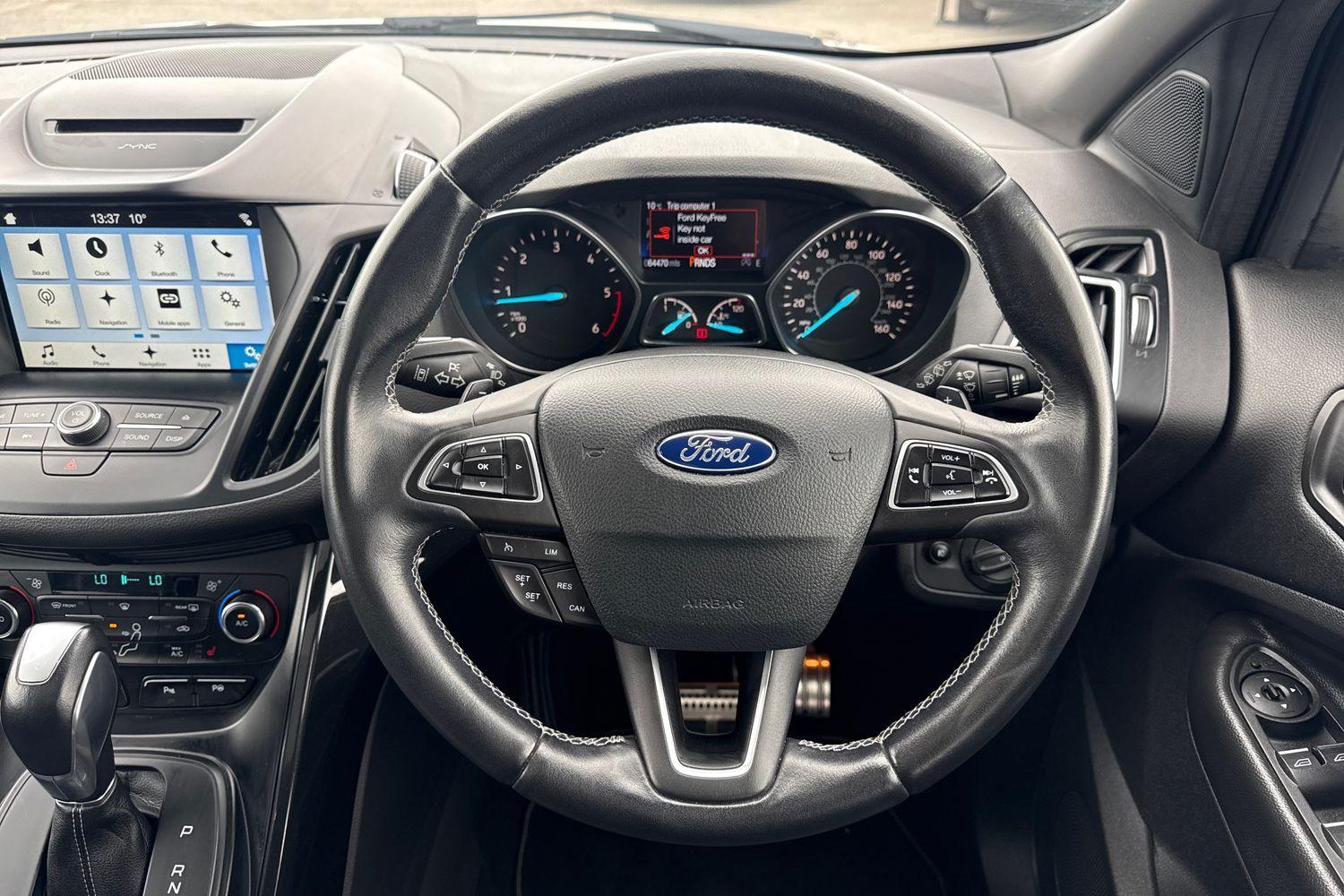 Ford KUGA Photo 11