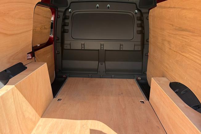 VOLKSWAGEN Caddy Photo 12