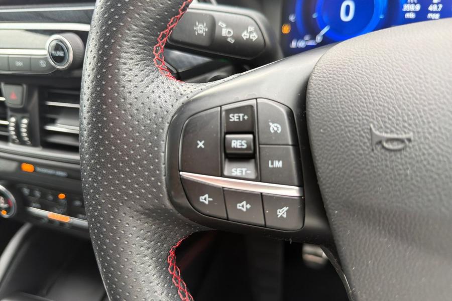 Ford KUGA Photo autoimg-99f946d3cc1aa180e9f28550b19daa81209017c6.jpg