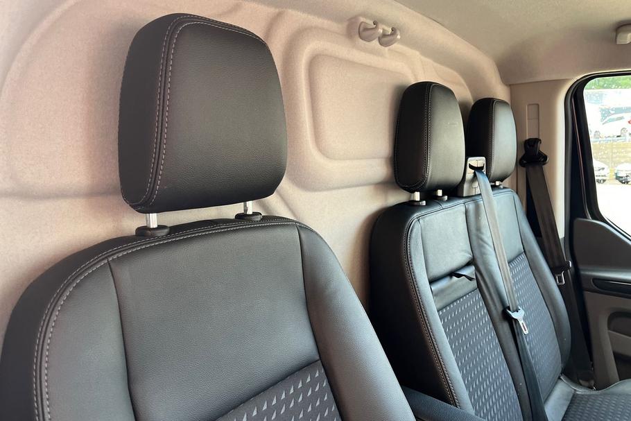 Used Ford TRANSIT CUSTOM HK73MYA 31