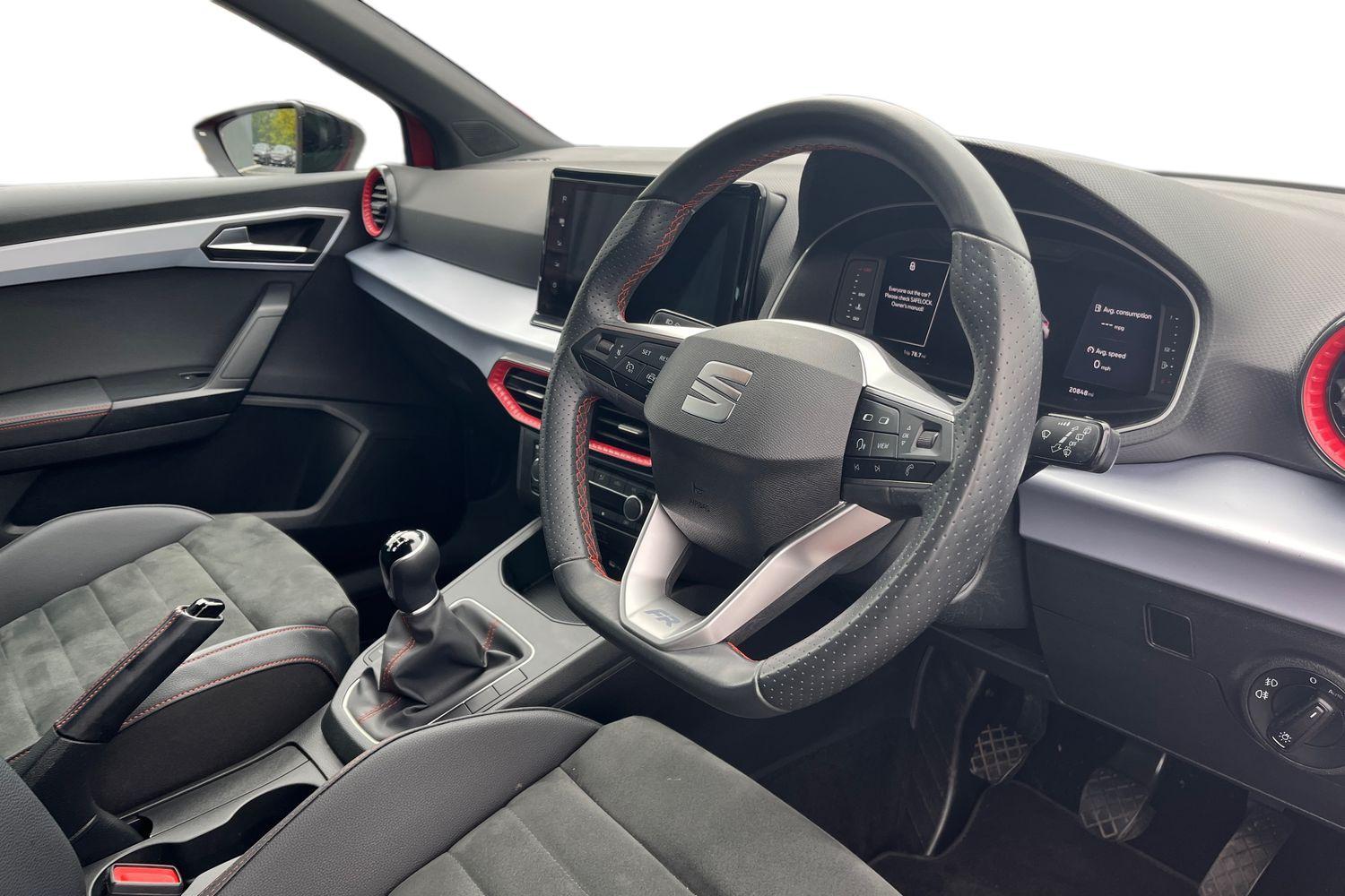 SEAT Ibiza Photo 8