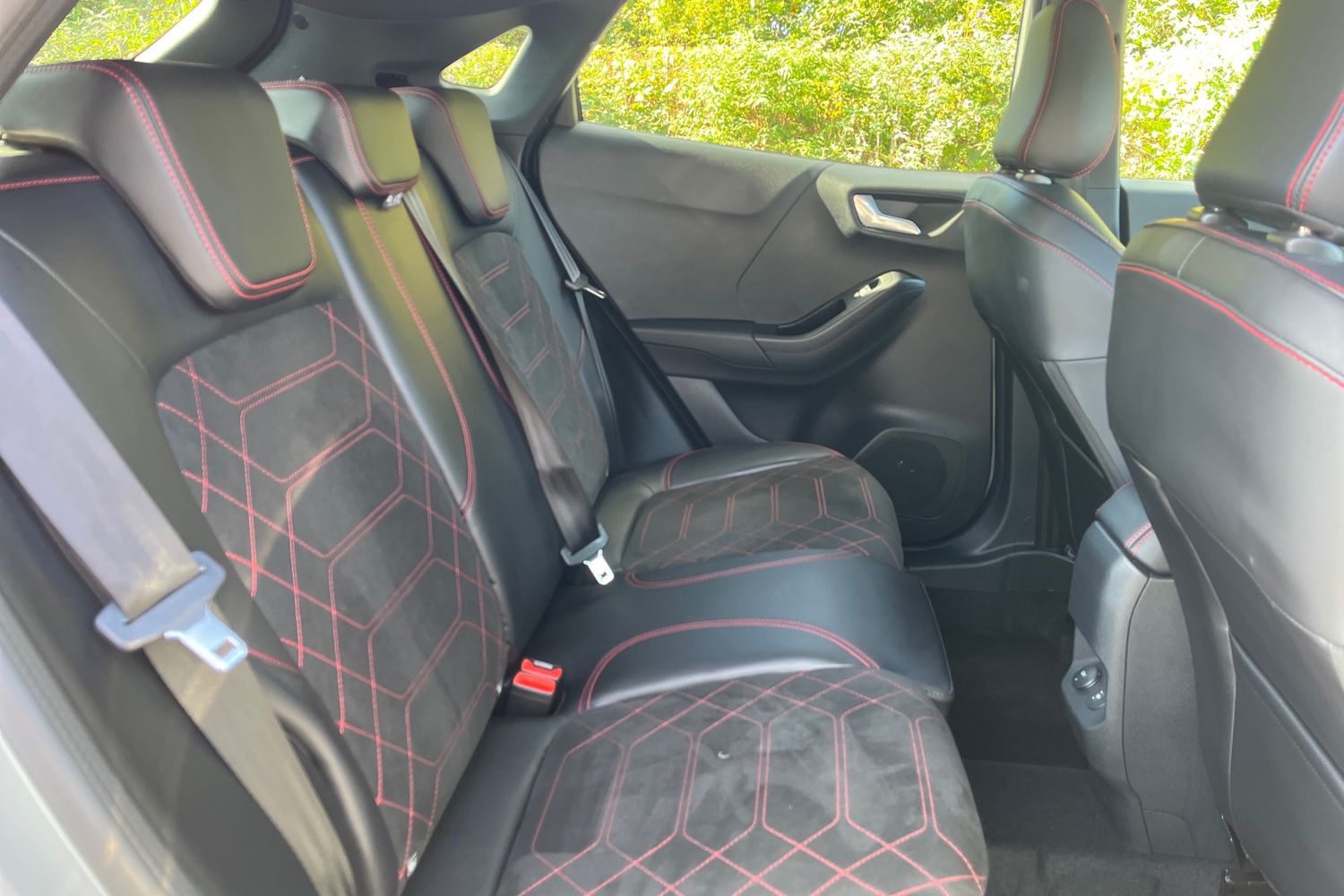 Ford Puma Photo 34