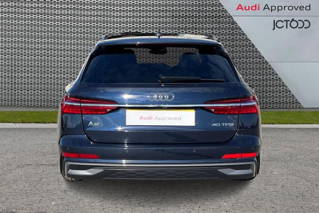 AUDI A6 Avant Photo 7