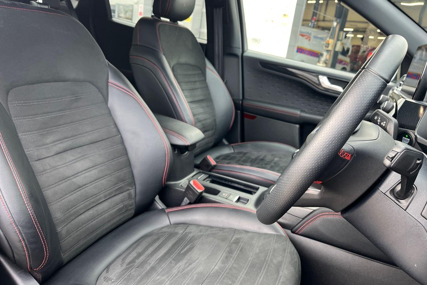 Ford Kuga Photo 16