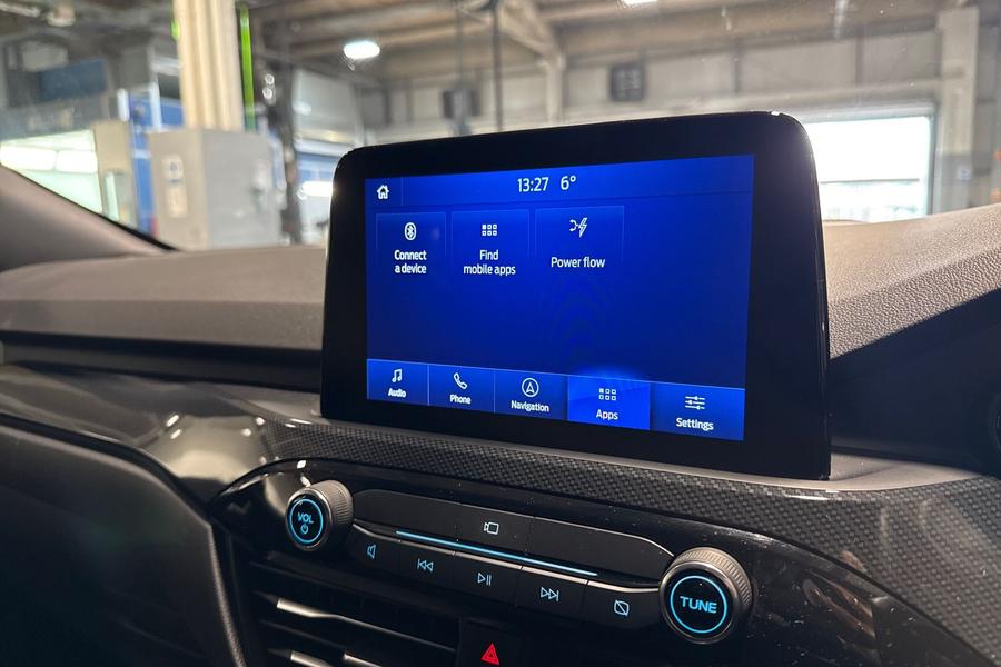 Ford KUGA Photo autoimg-9a09e4858cd2c260094227e5f0e9fdd3a607e151.jpg
