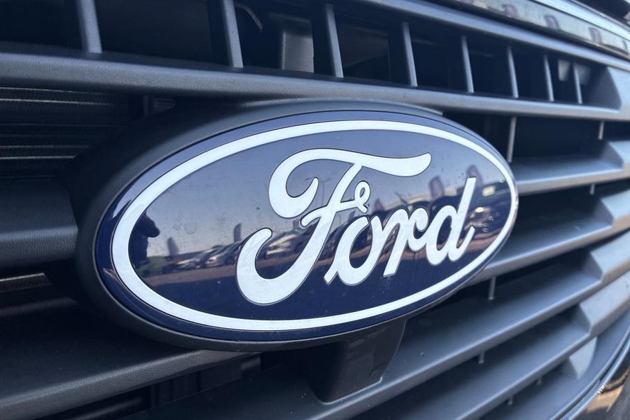 Used Ford TRANSIT CUSTOM AK75ORN 36
