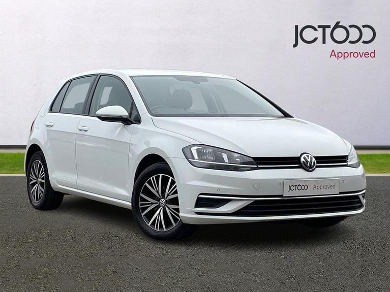 Used 2018 VOLKSWAGEN Golf 1.6 TDI SE Nav Hatchback 5dr Diesel DSG Euro 6 (s/s) (115 ps) White at JCT600