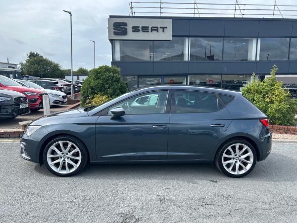 SEAT Leon Photo autoimg-9a0f58aa2d3c550b63e7d435d64ee4a0dcfec983.jpg