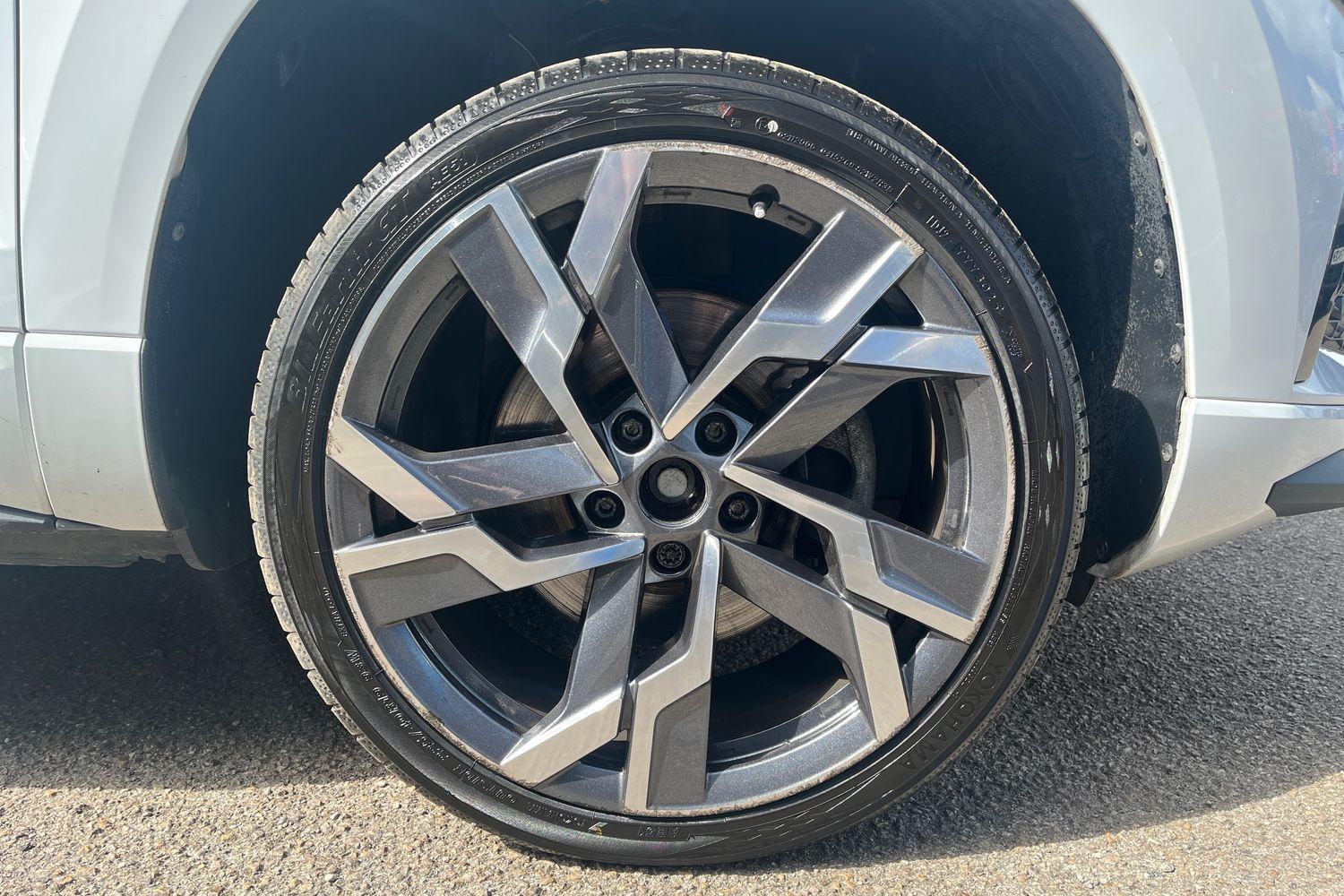 Skoda KAROQ Photo 23