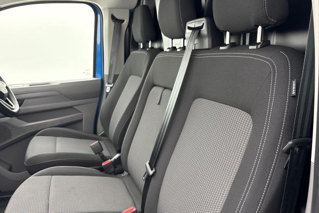 VOLKSWAGEN e-Transporter Photo 30
