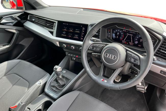 AUDI A1 Photo 6