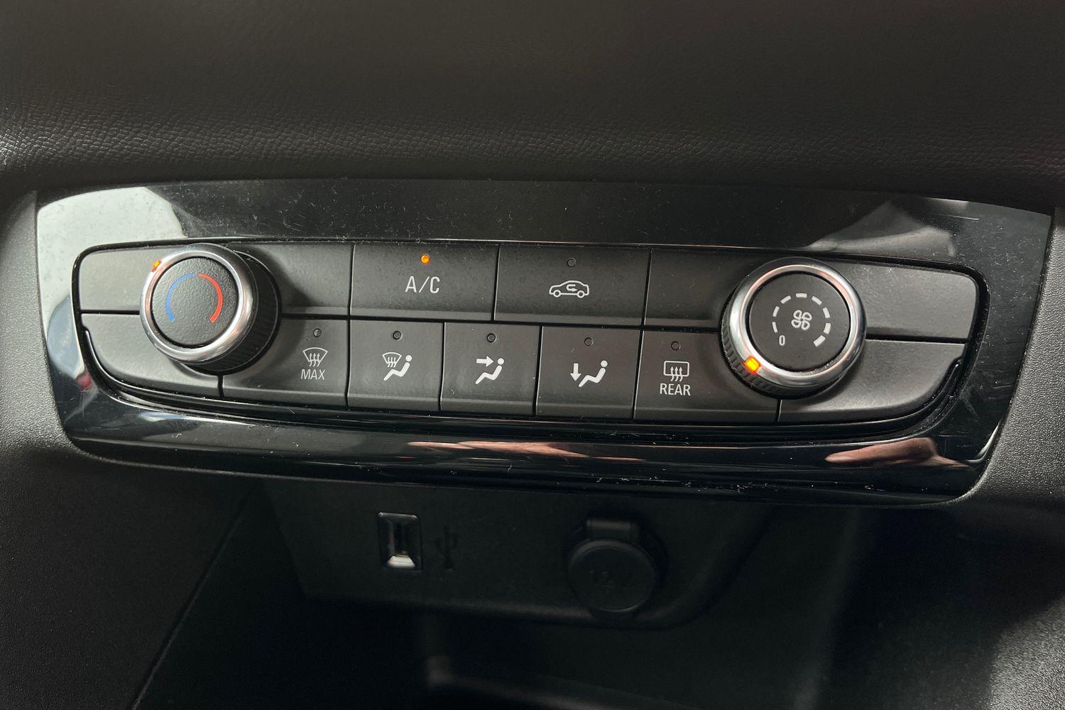 Vauxhall Corsa Photo 27