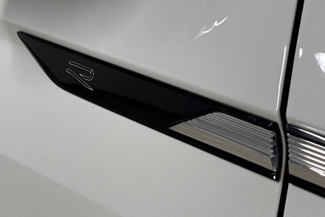 VOLKSWAGEN Tiguan Photo 33