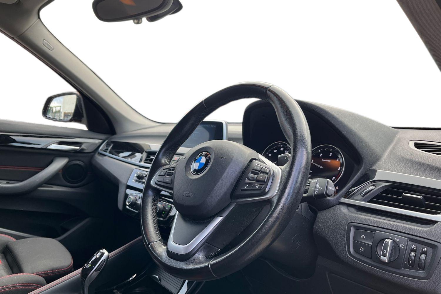 BMW X1 Photo 8