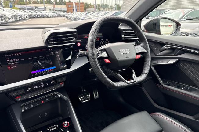 Audi RS3 Photo 46