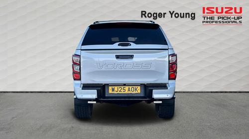 Isuzu D-MAX Photo autoimg-9a16f848b25f7a86c238090b9de6d74f854c887d.jpg