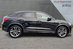 Audi Q3 Photo 4