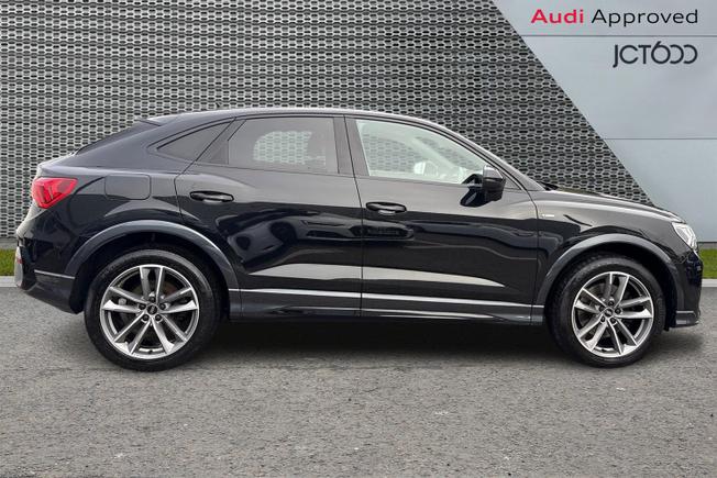 Audi Q3 Photo 4