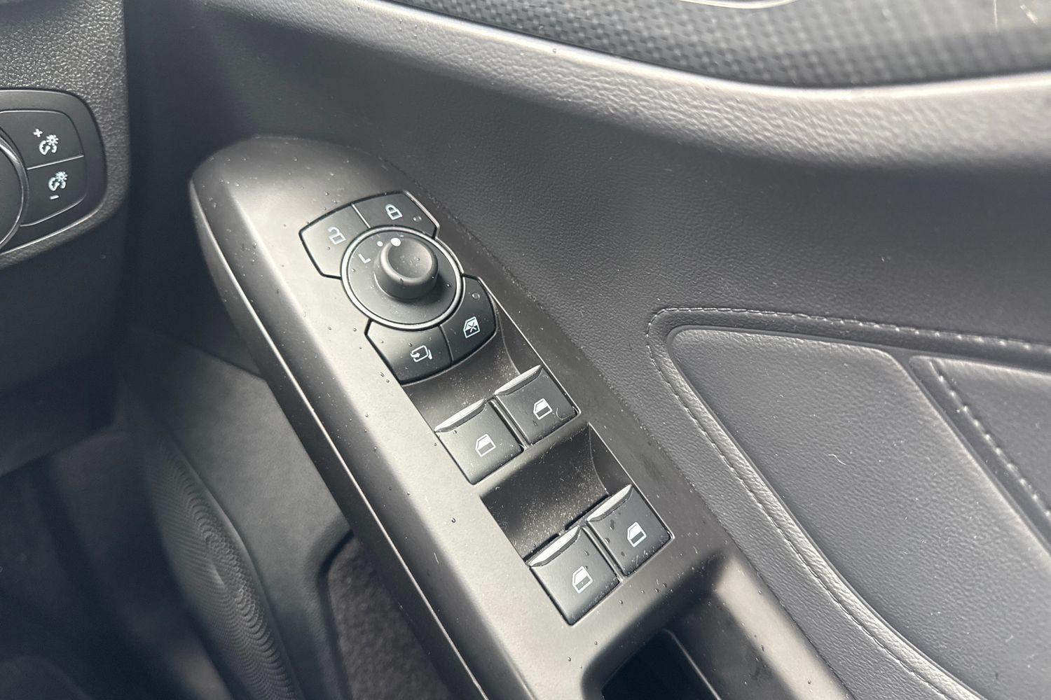 Ford FOCUS Photo 15