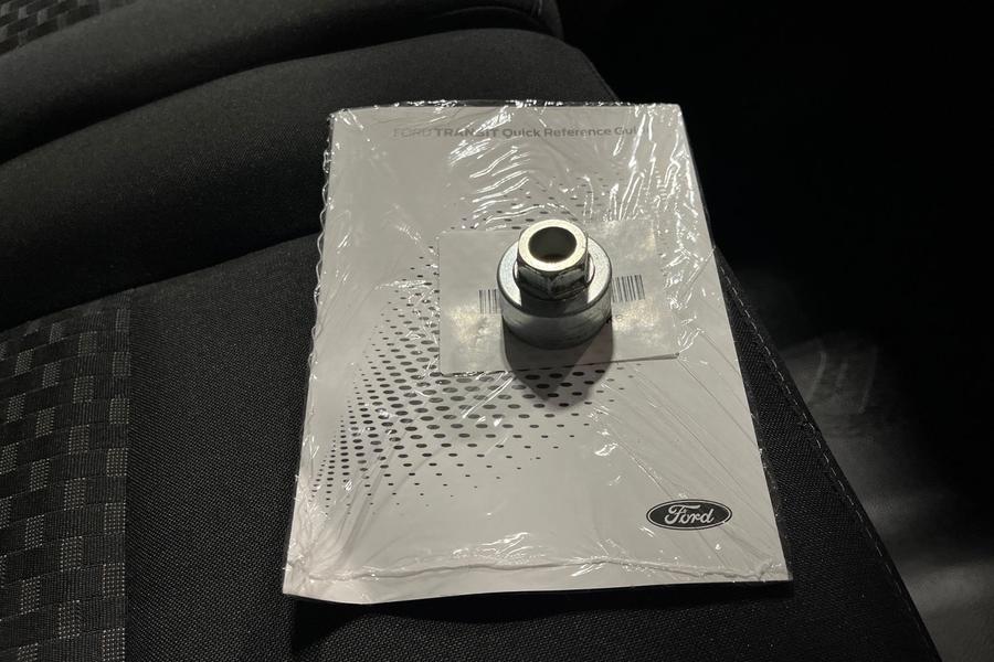 Ford TRANSIT Photo autoimg-9a1c03ce00ca6a527185628581ab7c97a9ccfecd.jpg