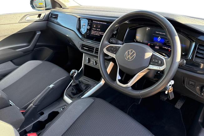 VOLKSWAGEN Polo Photo 6