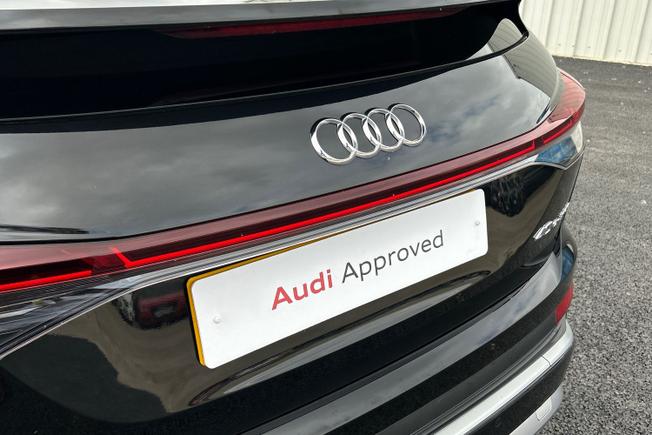 AUDI Q4 E-Tron Photo 33