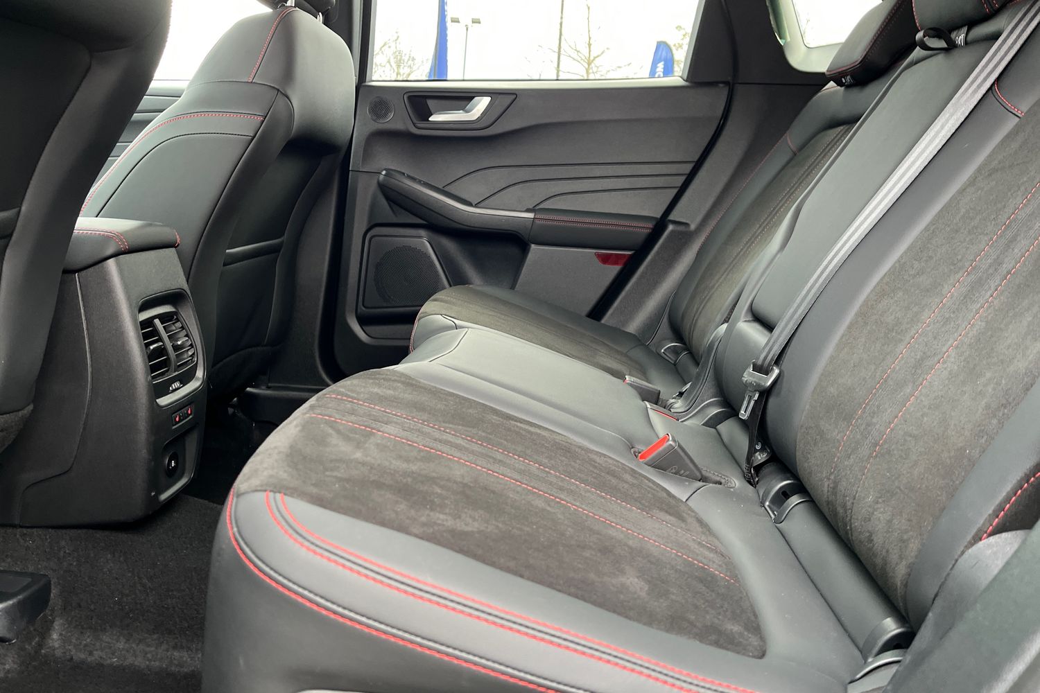 Ford KUGA Photo 19