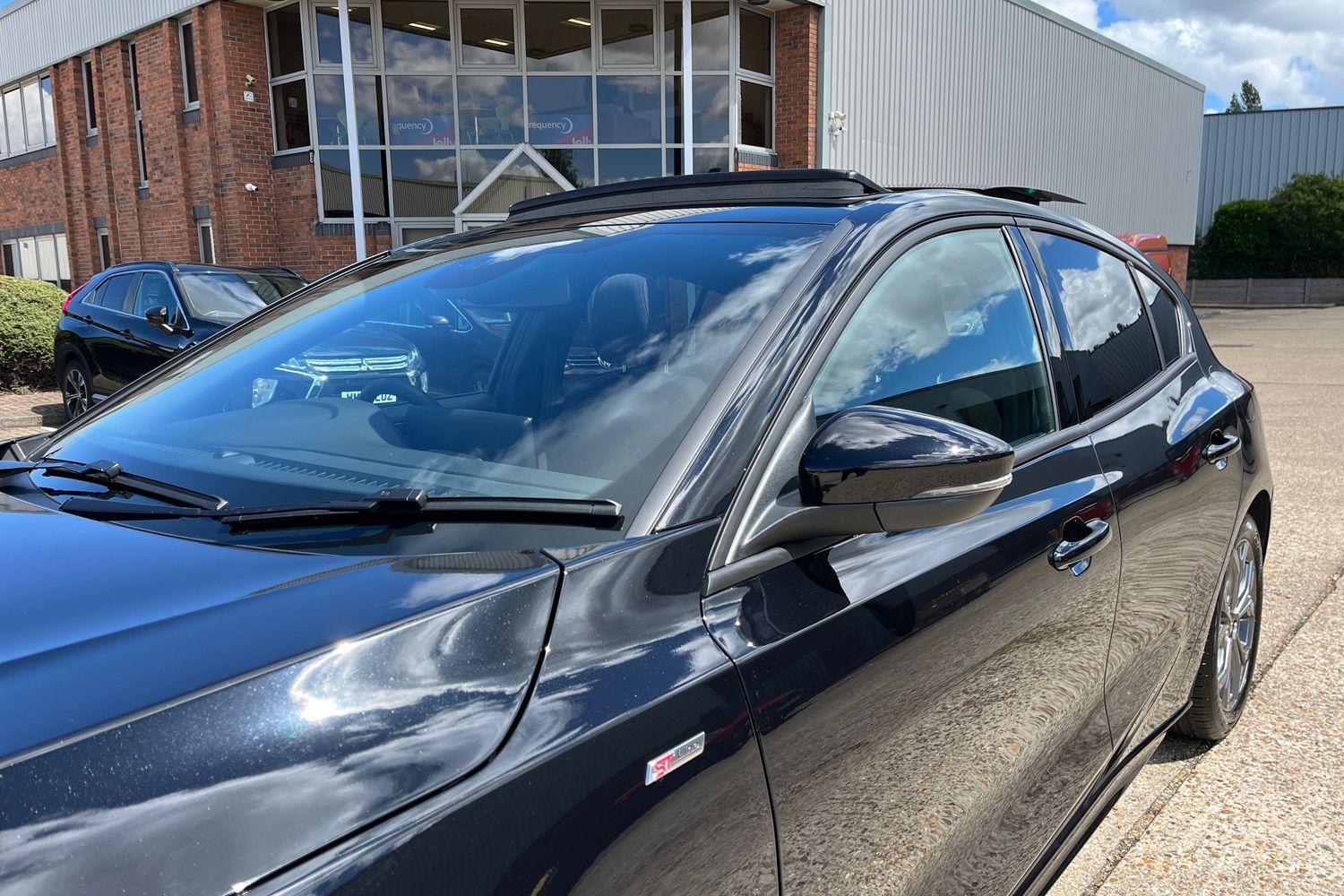 Ford Focus Photo 37