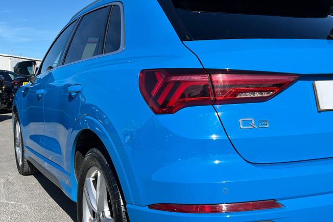 AUDI Q3 Photo 27