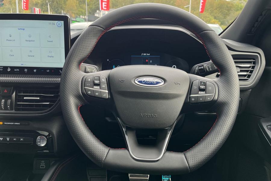 Ford Kuga Photo autoimg-9a281b008b985a1be71373d3ea0fa922345ba3b4.jpg
