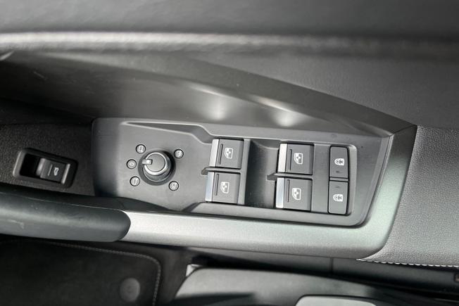 AUDI Q3 Photo 38