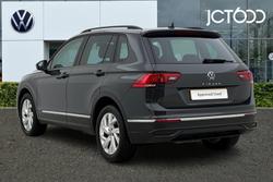 VOLKSWAGEN Tiguan Photo 3