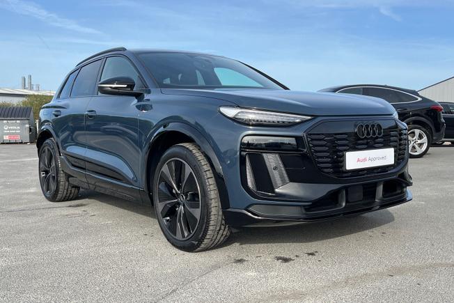 AUDI Q6 E-Tron Photo 21