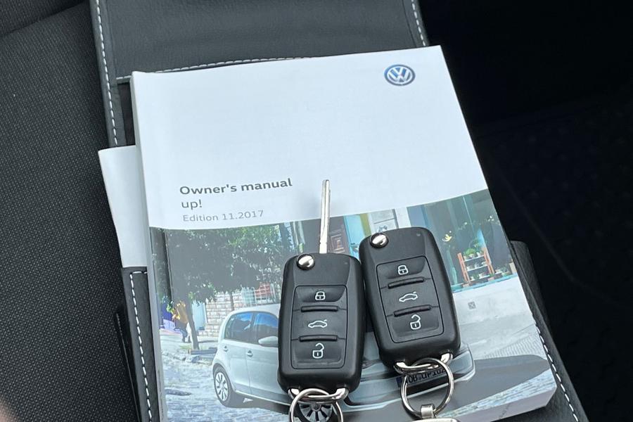 Volkswagen UP Photo autoimg-9a34087196d78092a6717b1aa208281c183e1b9e.jpg