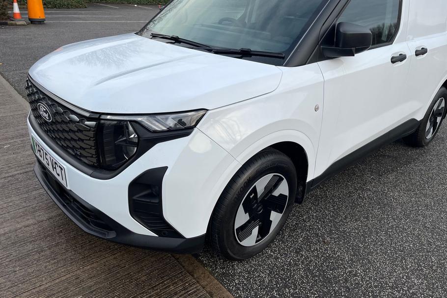 Used Ford E-TRANSIT COURIER YB75VCT 19