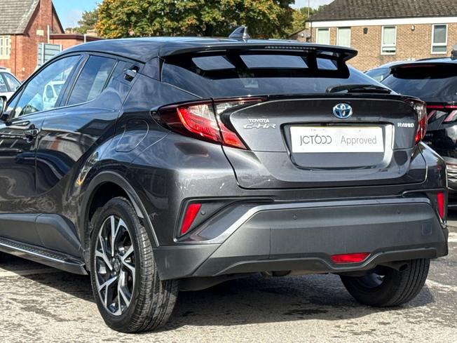 TOYOTA C-Hr Photo 42