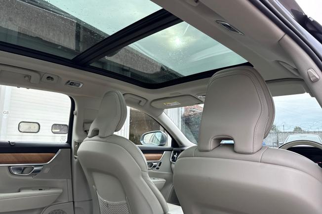 VOLVO V90 Photo 21
