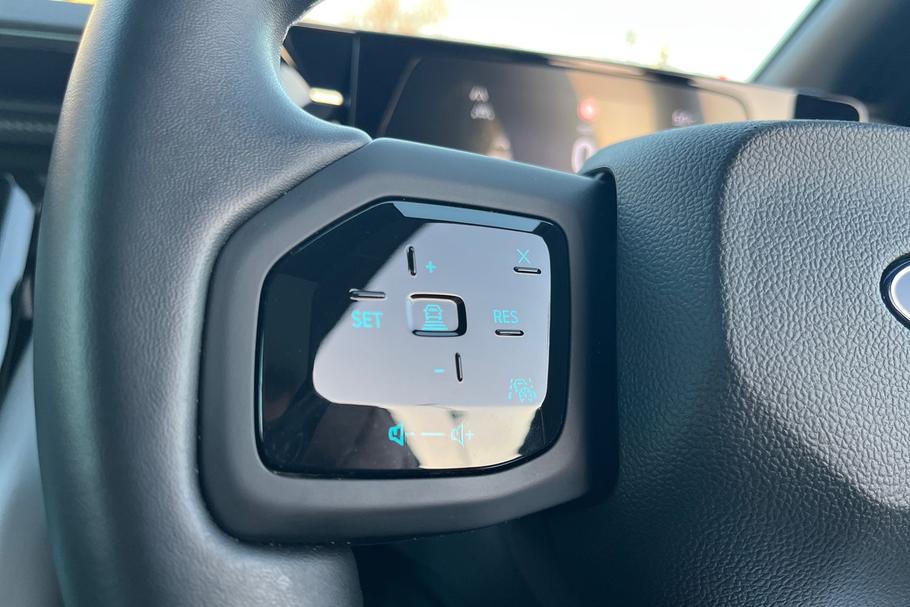 Used Ford Explorer 39