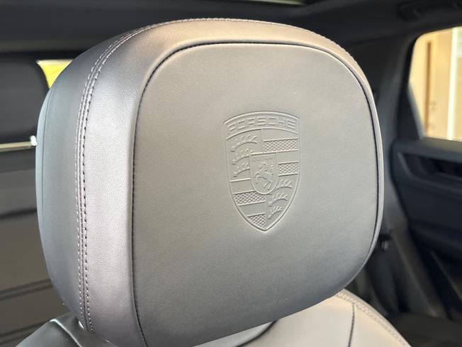 PORSCHE Cayenne Photo 15