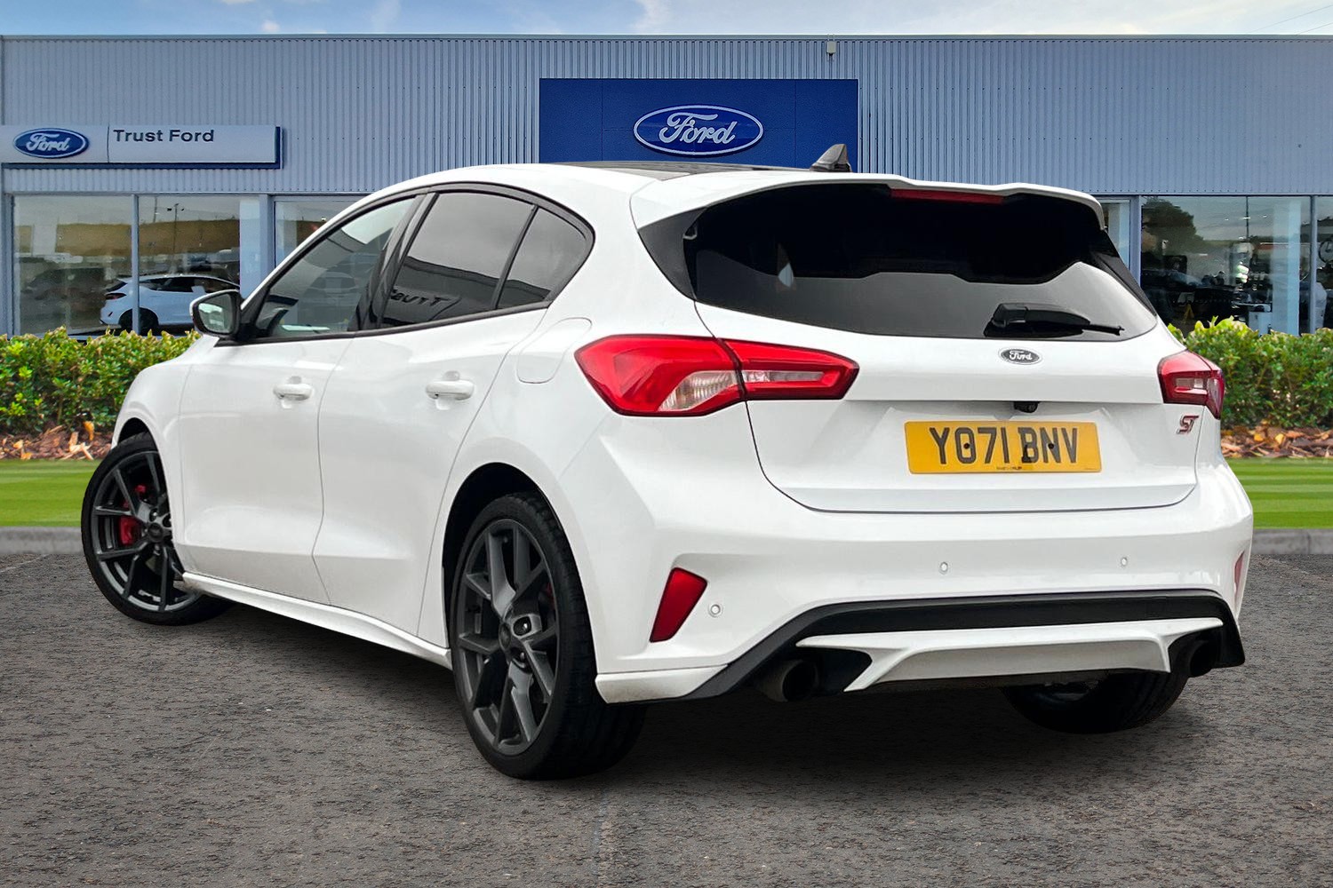 Ford FOCUS Photo 1
