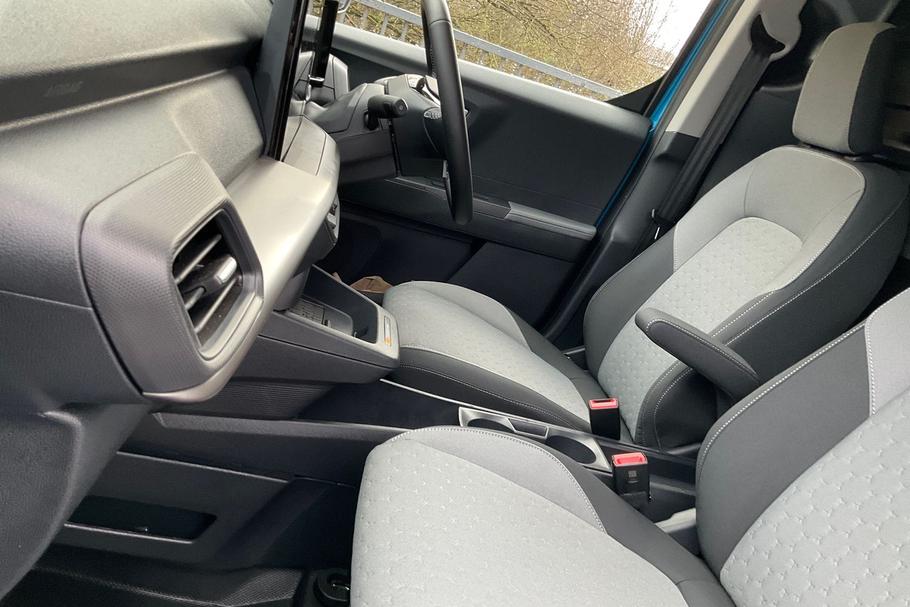 Used Ford E-Transit Courier 10