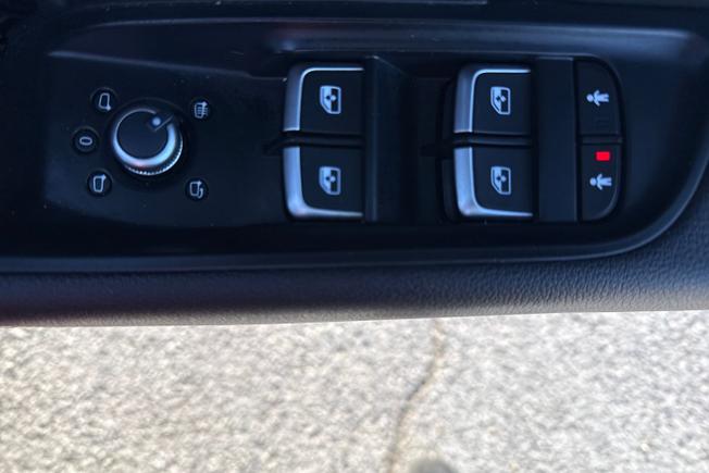 AUDI S3 Photo 31