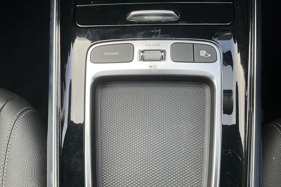 Mercedes-Benz GLB Photo autoimg-9a4994ff9b14682fb747e84430ca6b4105dade7e.jpg