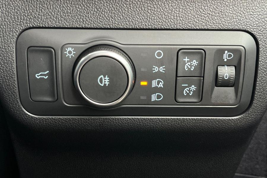 Ford Kuga Photo autoimg-9a4feb5969c071f9c46bec26706f4ab419f7d00e.jpg