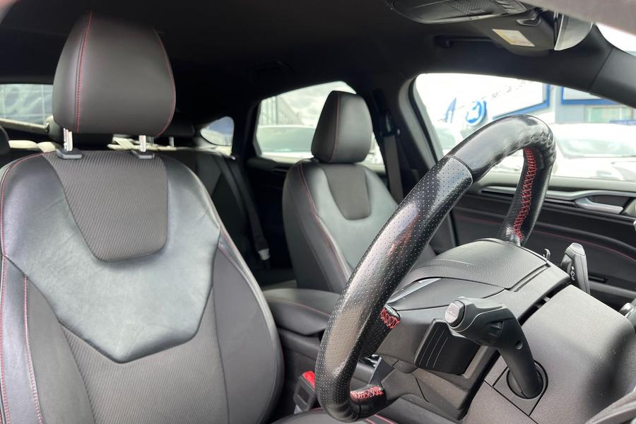 Ford Mondeo Photo autoimg-9a532ce8618ad5acc9f3b3ca7275a21a39f8eb75.jpg