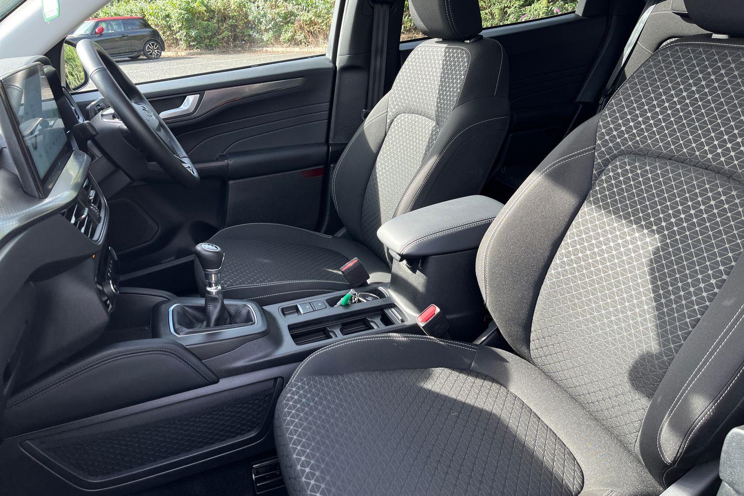 Ford KUGA Photo 18
