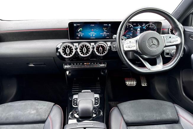 MERCEDES-BENZ A Class Photo 10