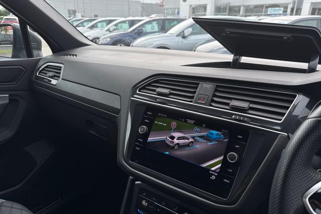VOLKSWAGEN Tiguan Photo 33