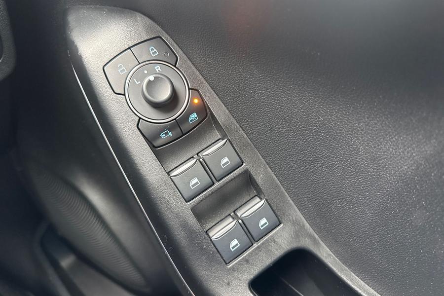 Ford PUMA Photo autoimg-9a5a7fda947893ed346de588cb360cf9955065a5.jpg