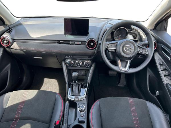 Mazda Mazda2 Photo autoimg-9a5a8d75dea3c894e3fd119bb537b12b941c9807.jpg